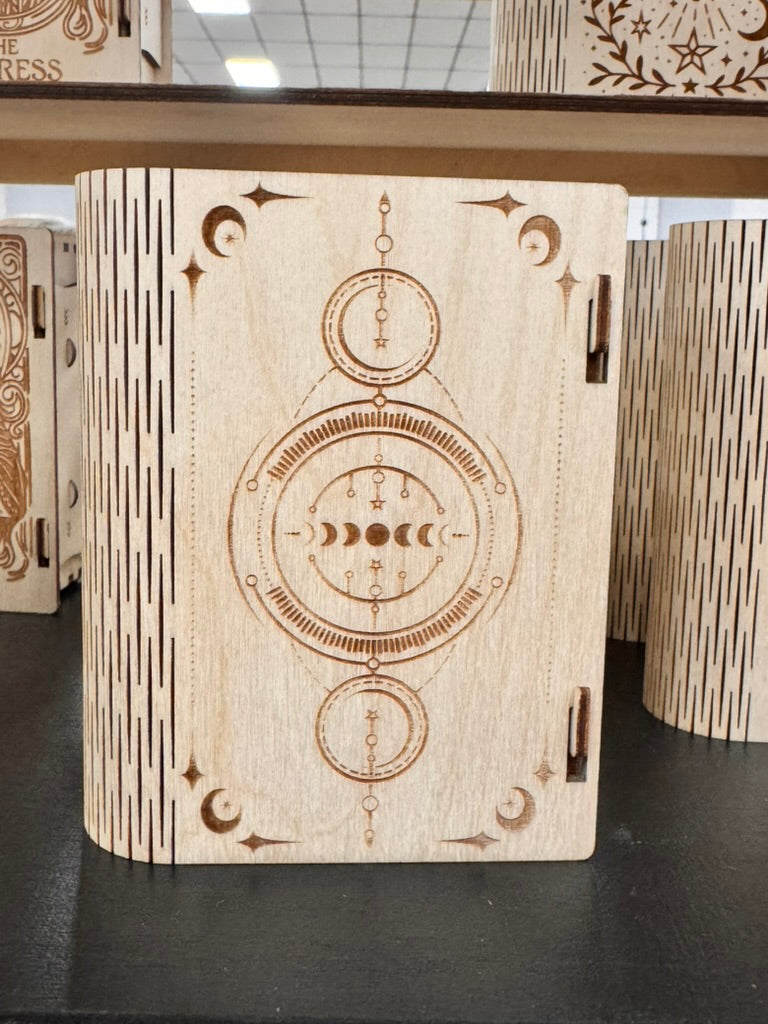 Tarot Card Box – Laser-Engraved Wooden Keepsake Box