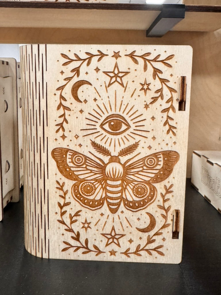 Tarot Card Box – Laser-Engraved Wooden Keepsake Box